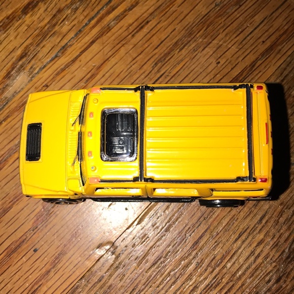 Yellow Mini Hummer - Picture 3 of 8